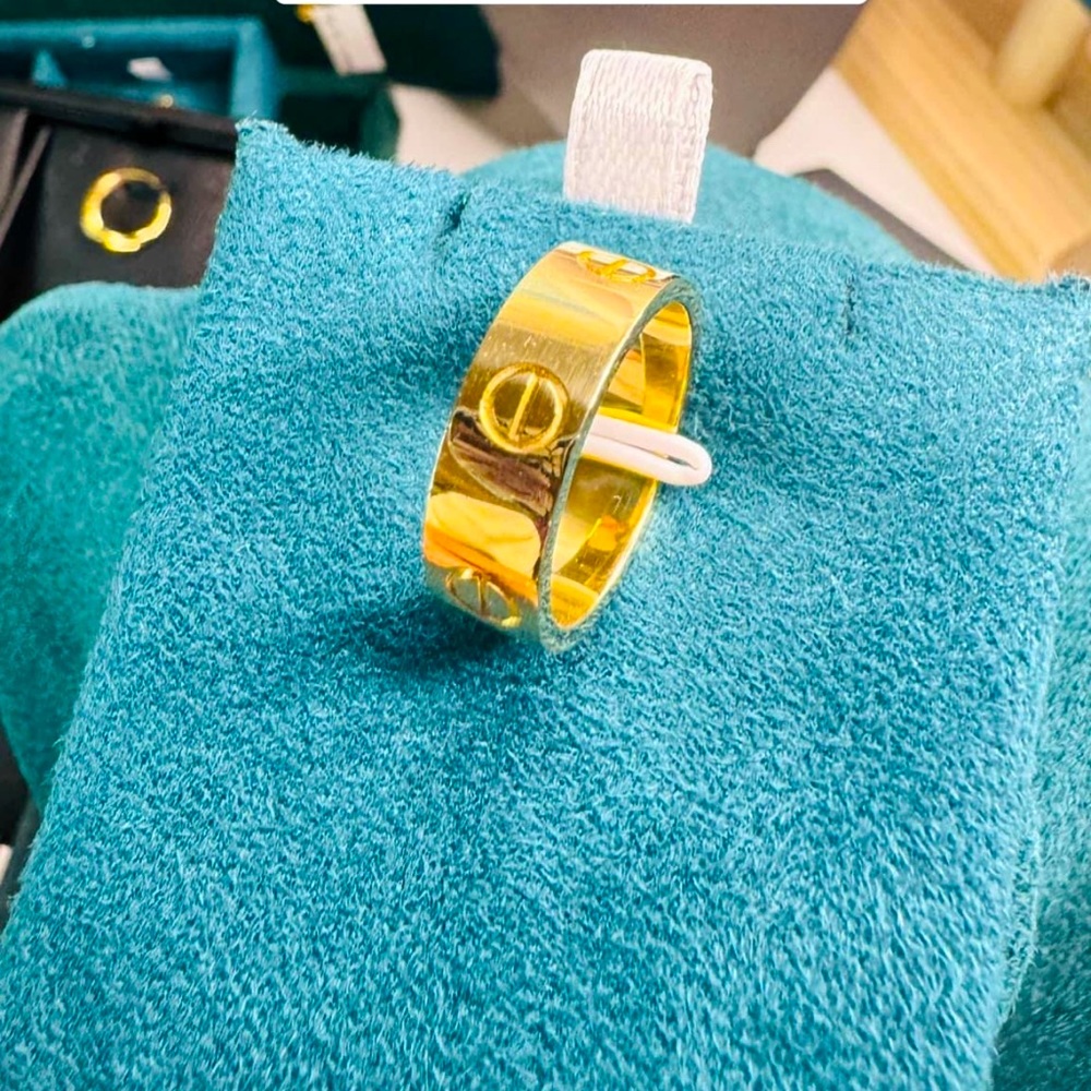 Real 18K Saudi Gold Ring Size 6